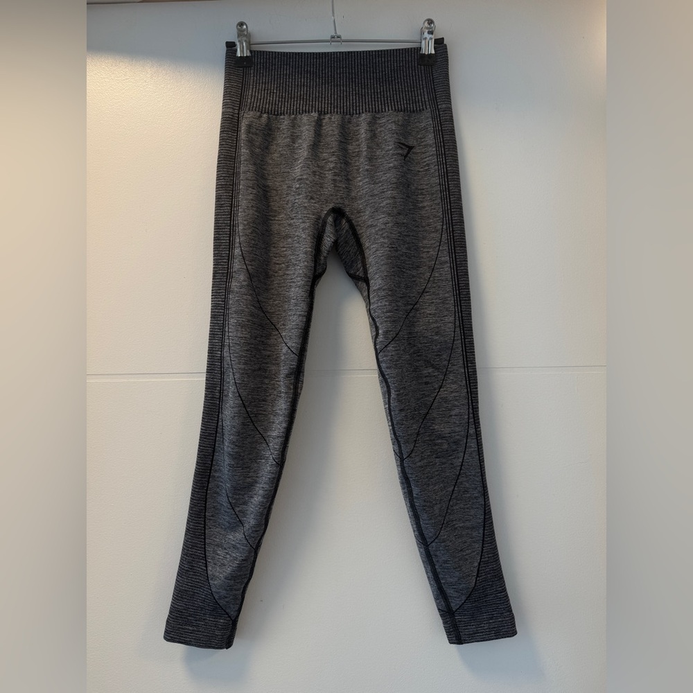 Gymshark - Seamless Grey Leggings Size Small NWOT